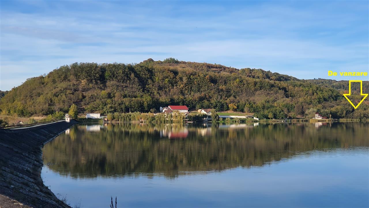 Teren 5.000/ 15.000mp pe malul Barajului Colun  -  Scoreiu