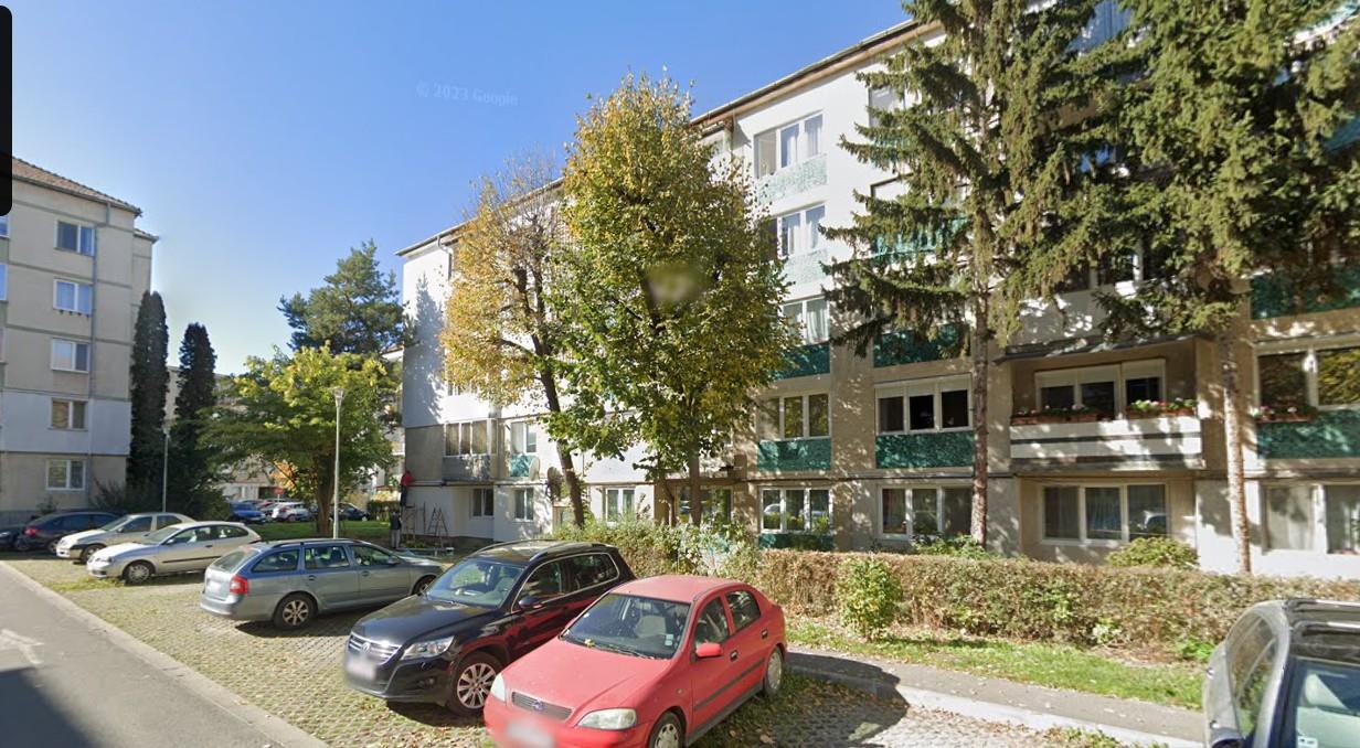 De vanzare urgent  apartament 2 camere parter zona Milea - Dioda
