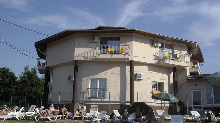 Afacere la cheie - pensiune in incinta lacurilor sarate din Ocna Sibiului