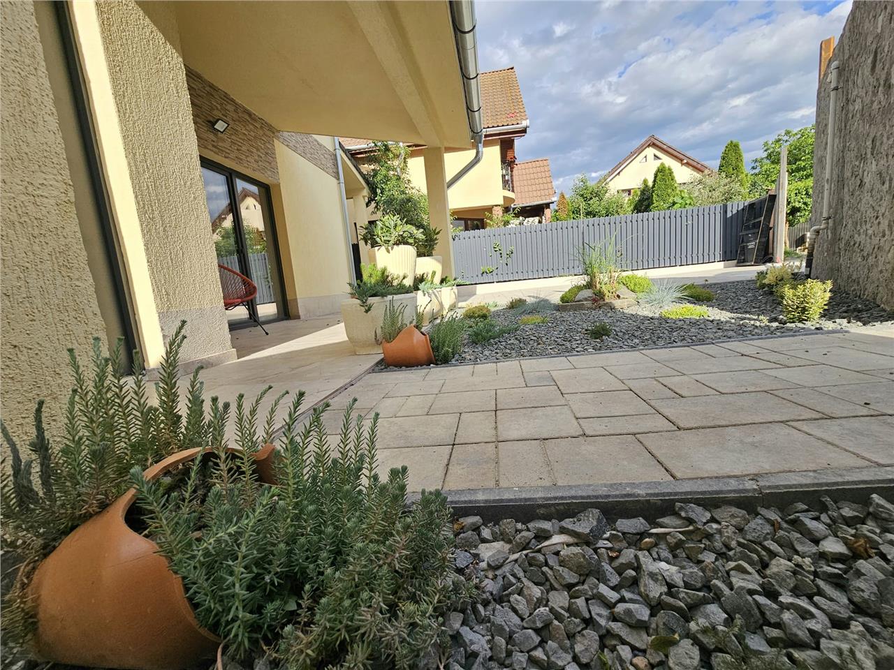 Spațiu, Confort și Rafinament | Casă Nouă de Lux - zona Profi - Pictor Brana ,Șelimbăr