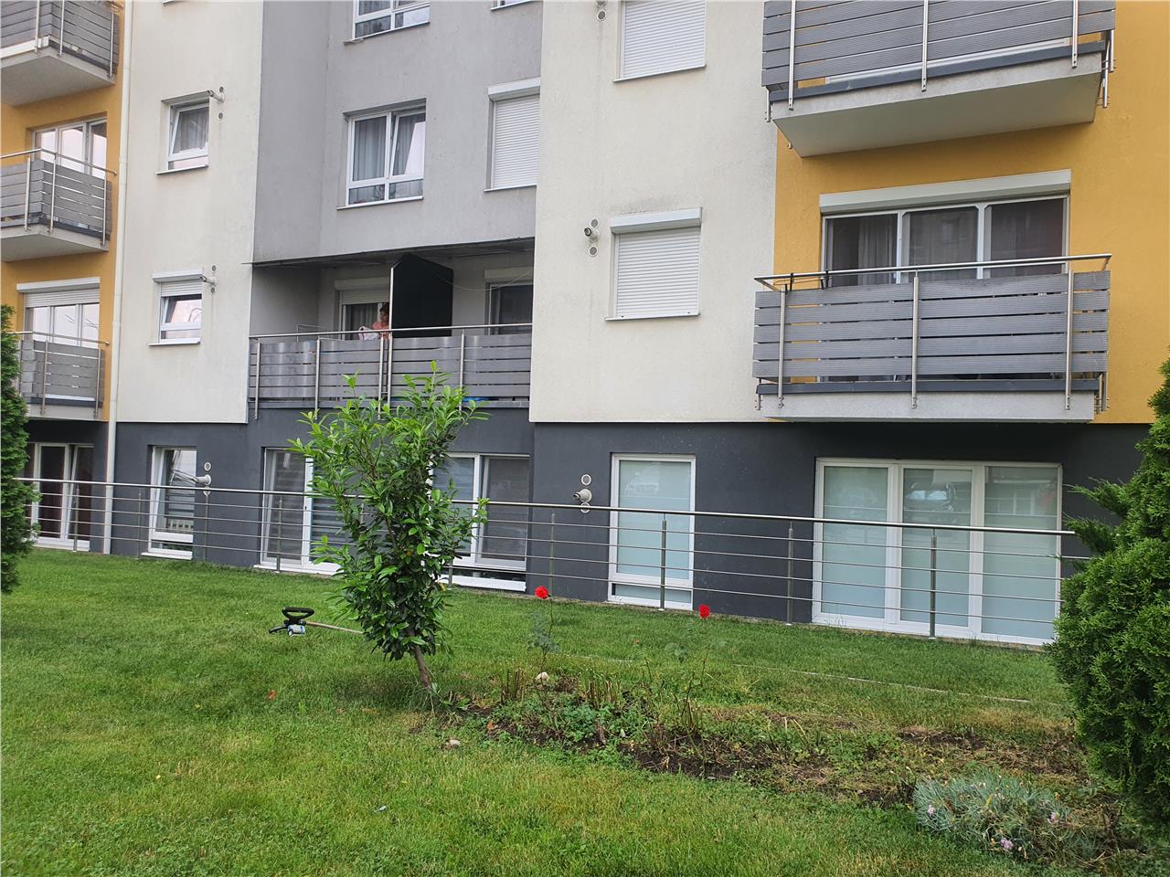 Garsoniera lux cu boxă inclusă, zona  Avantgarden